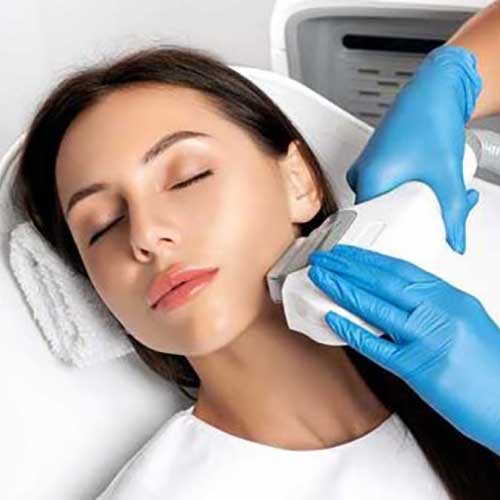 Woman getting BBL/IPL Treatment