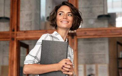 Altitude & Aesthetics: Why Your Skin Behaves Differently in Colorado